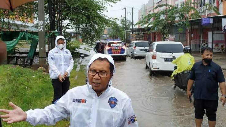 Gerak Cepat Danny Pomanto Evakuasi Warga Terdampak Banjir